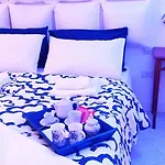 4 * نابولي