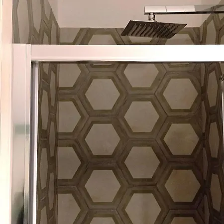 4 Apartment
