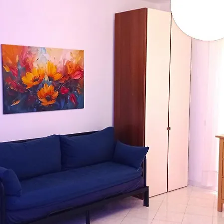 Apartment 4 *