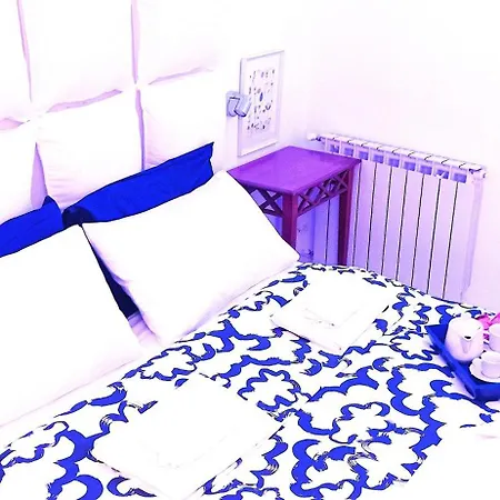 Apartment 4 *