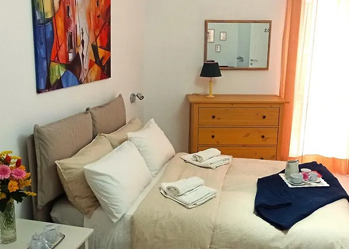 4 Апартаменты *